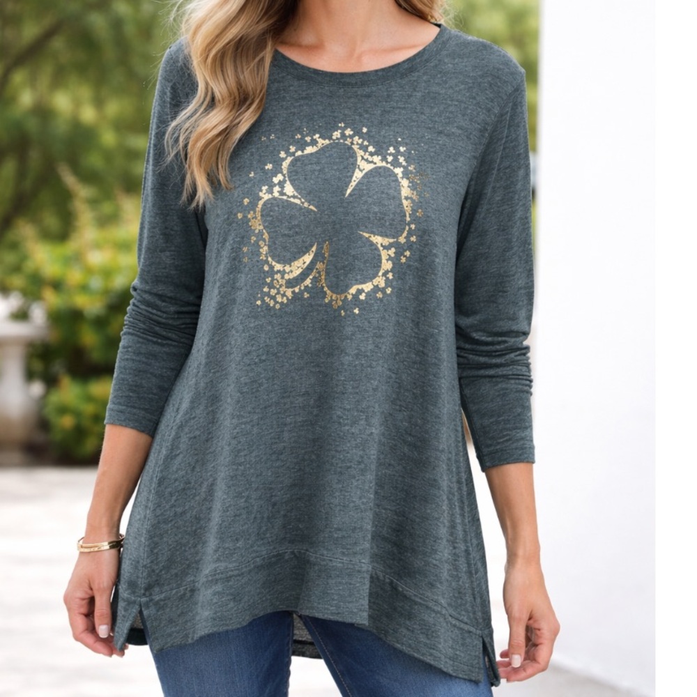 Lane Bryant Shamrock Clover Top Long Sleeve Size 18/20 NWOT